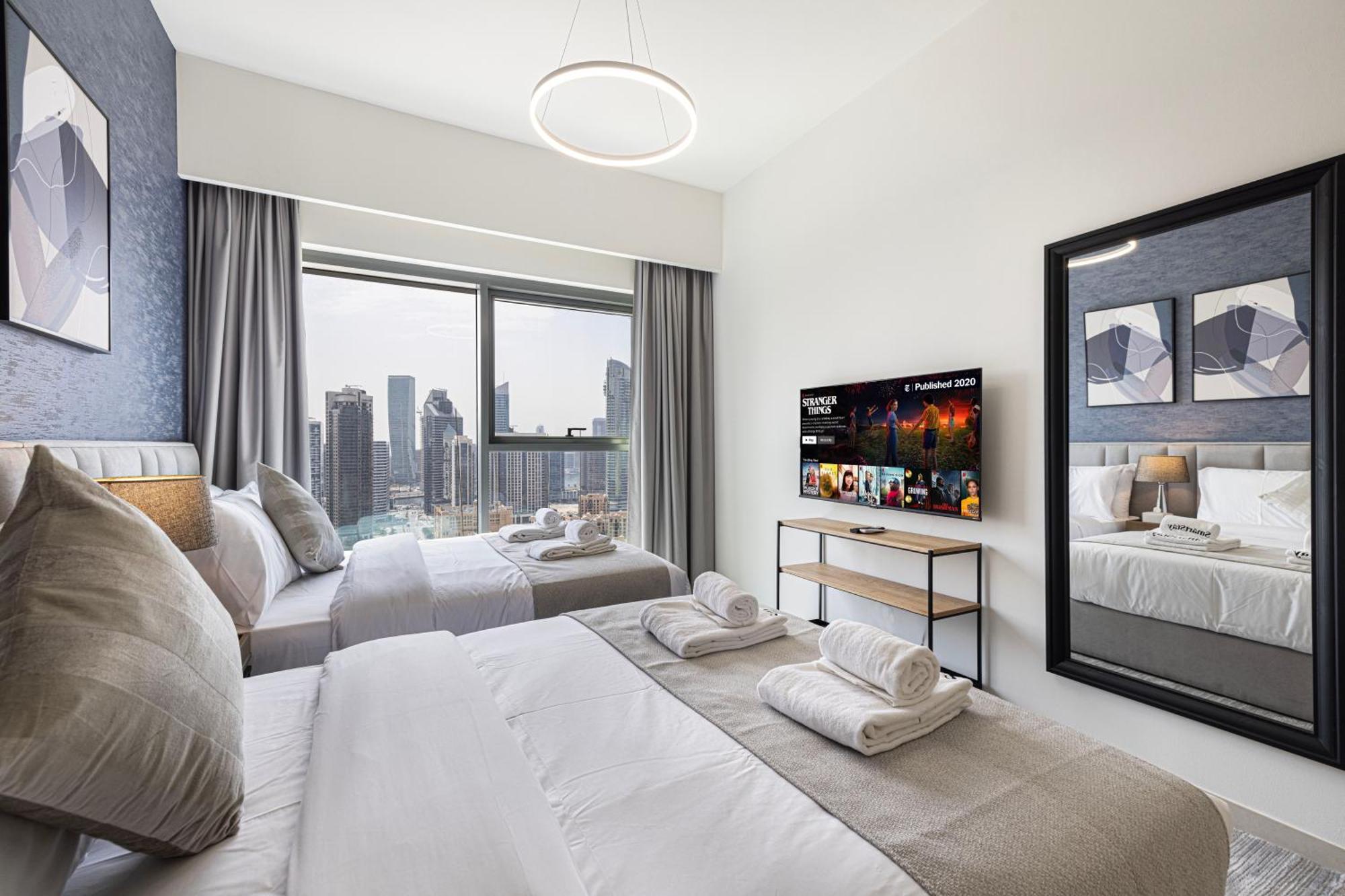 Smartstay At Burj Royale - Full Burj Khalifa View - Brand New Luxury Apartments Dubai Bagian luar foto