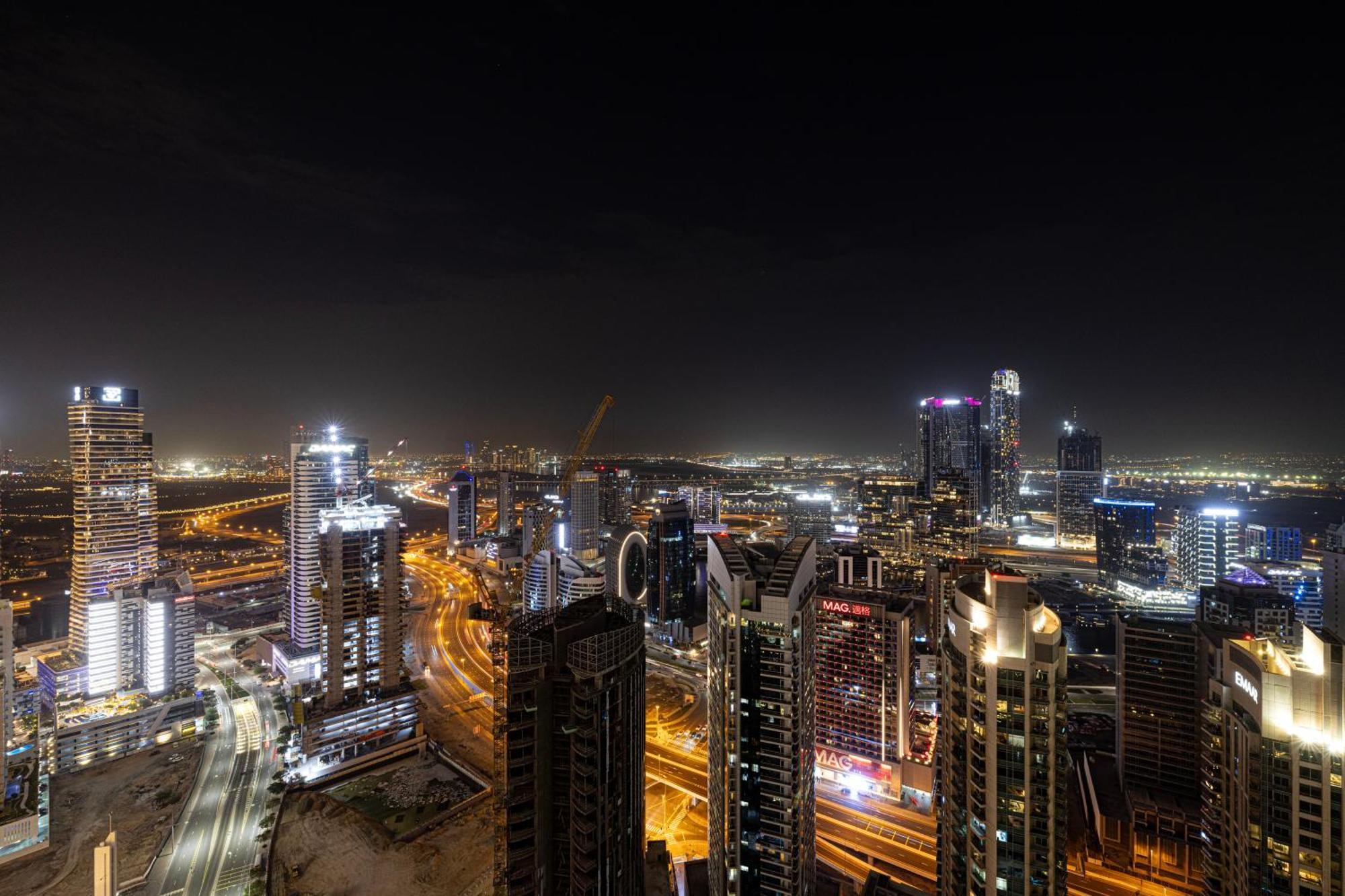 Smartstay At Burj Royale - Full Burj Khalifa View - Brand New Luxury Apartments Dubai Bagian luar foto