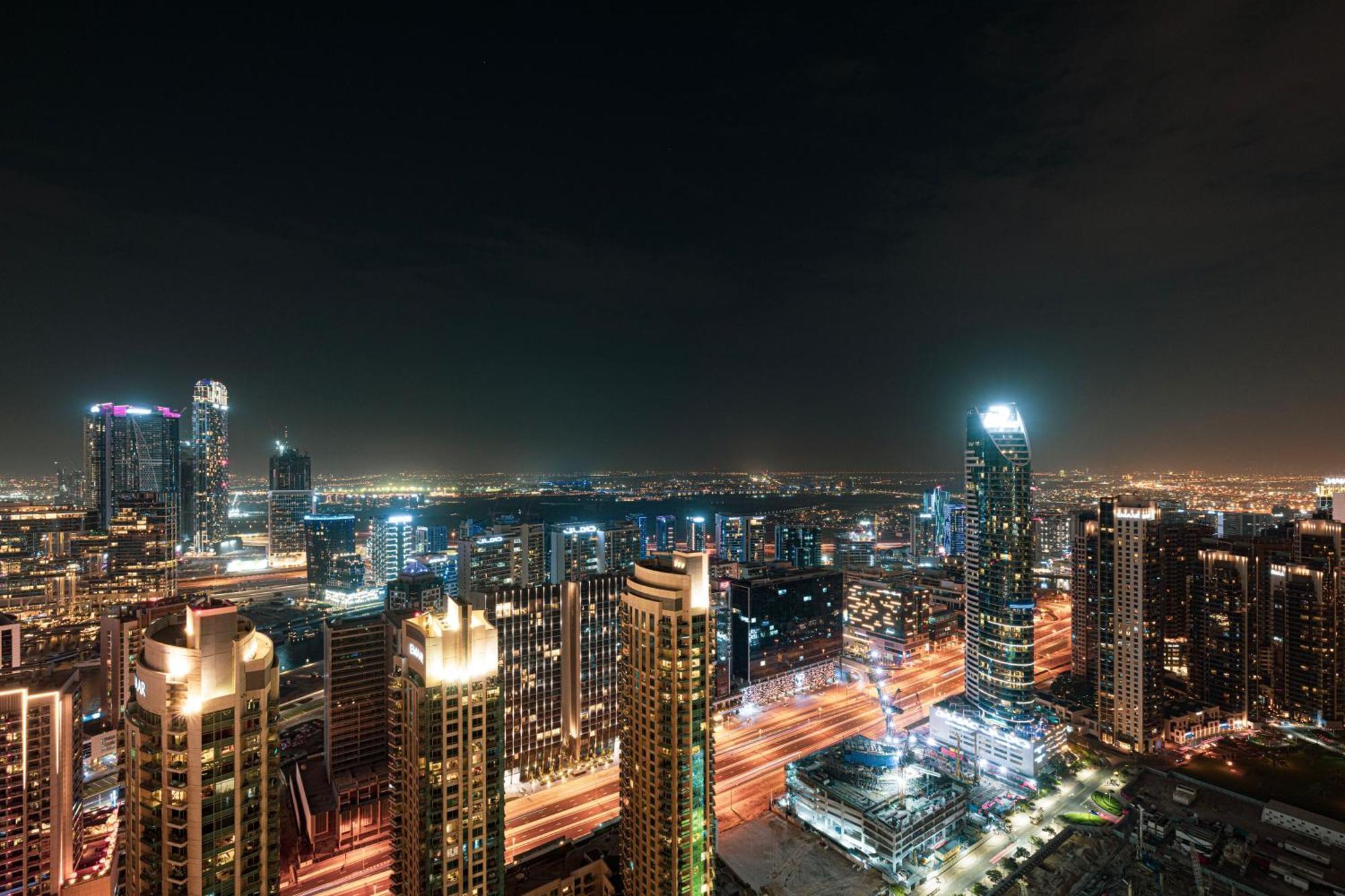 Smartstay At Burj Royale - Full Burj Khalifa View - Brand New Luxury Apartments Dubai Bagian luar foto