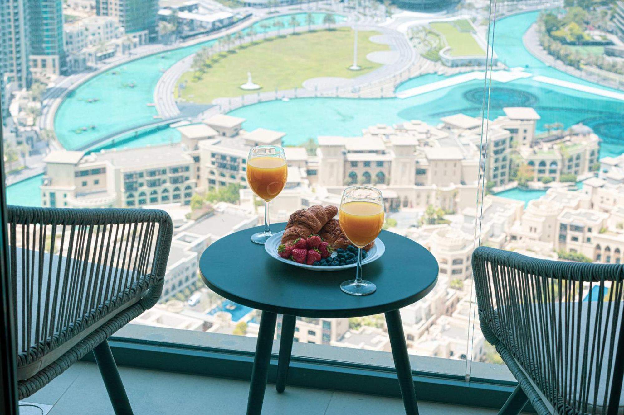 Smartstay At Burj Royale - Full Burj Khalifa View - Brand New Luxury Apartments Dubai Bagian luar foto