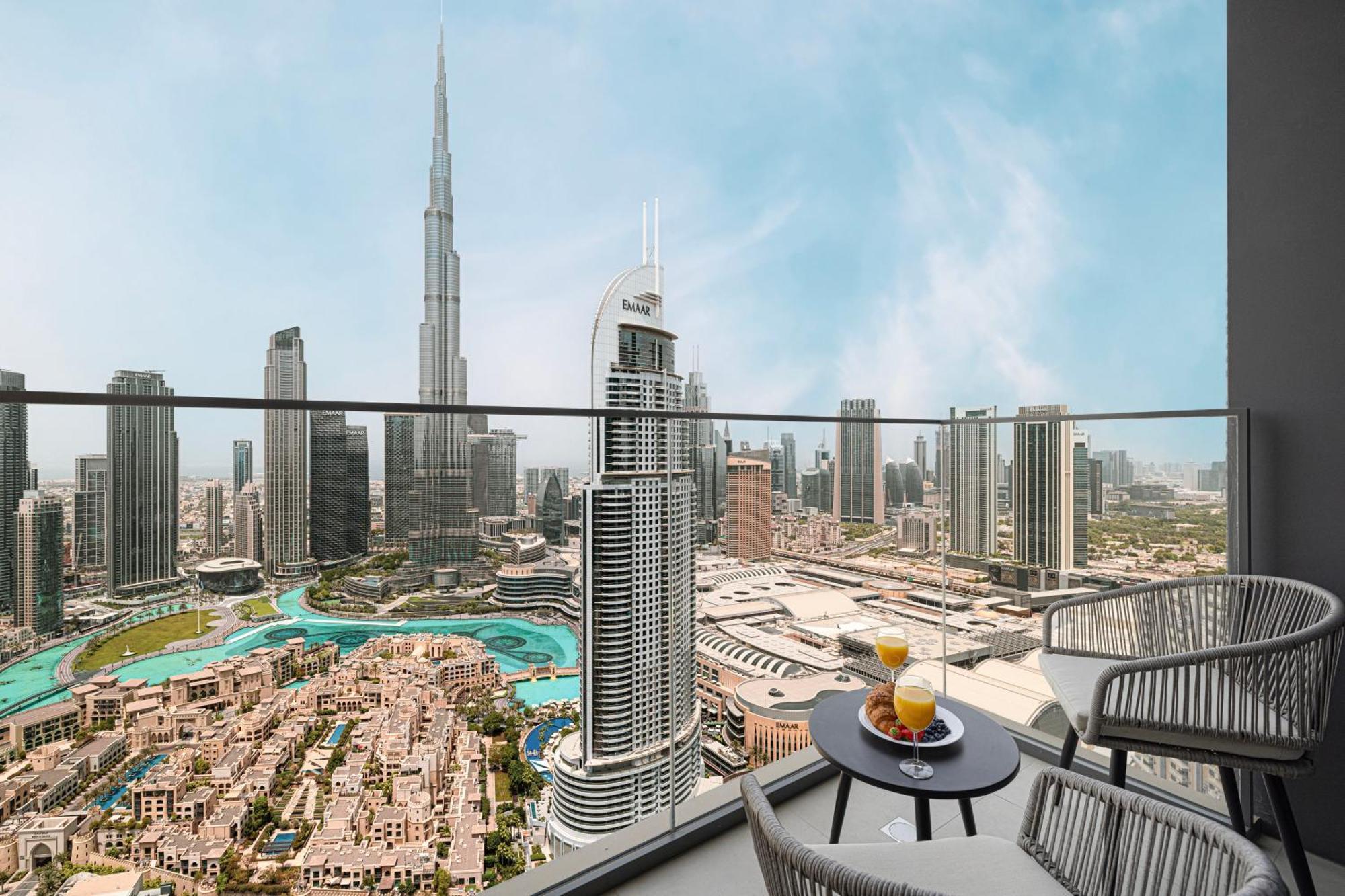 Smartstay At Burj Royale - Full Burj Khalifa View - Brand New Luxury Apartments Dubai Bagian luar foto
