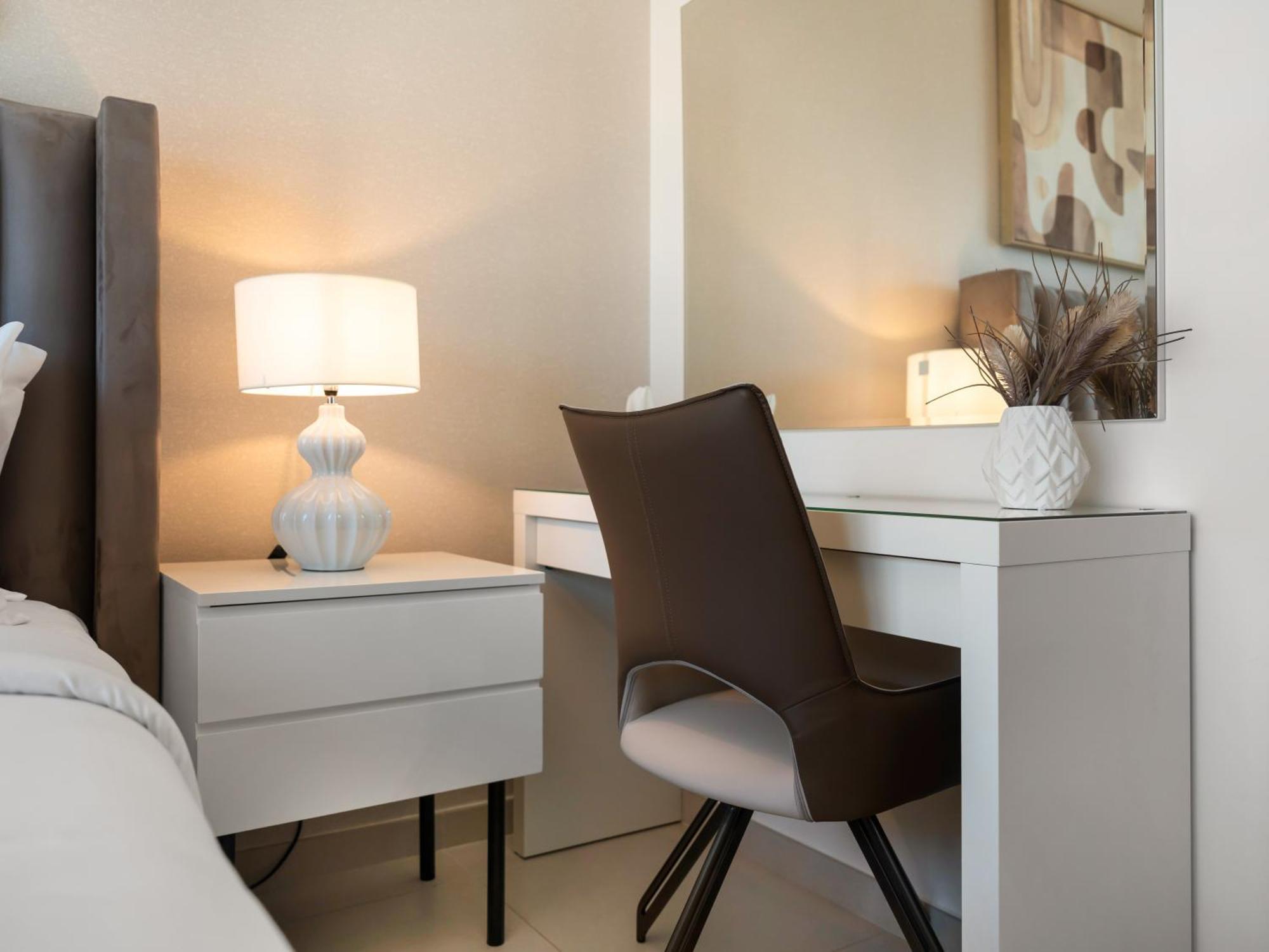 Smartstay At Burj Royale - Full Burj Khalifa View - Brand New Luxury Apartments Dubai Bagian luar foto