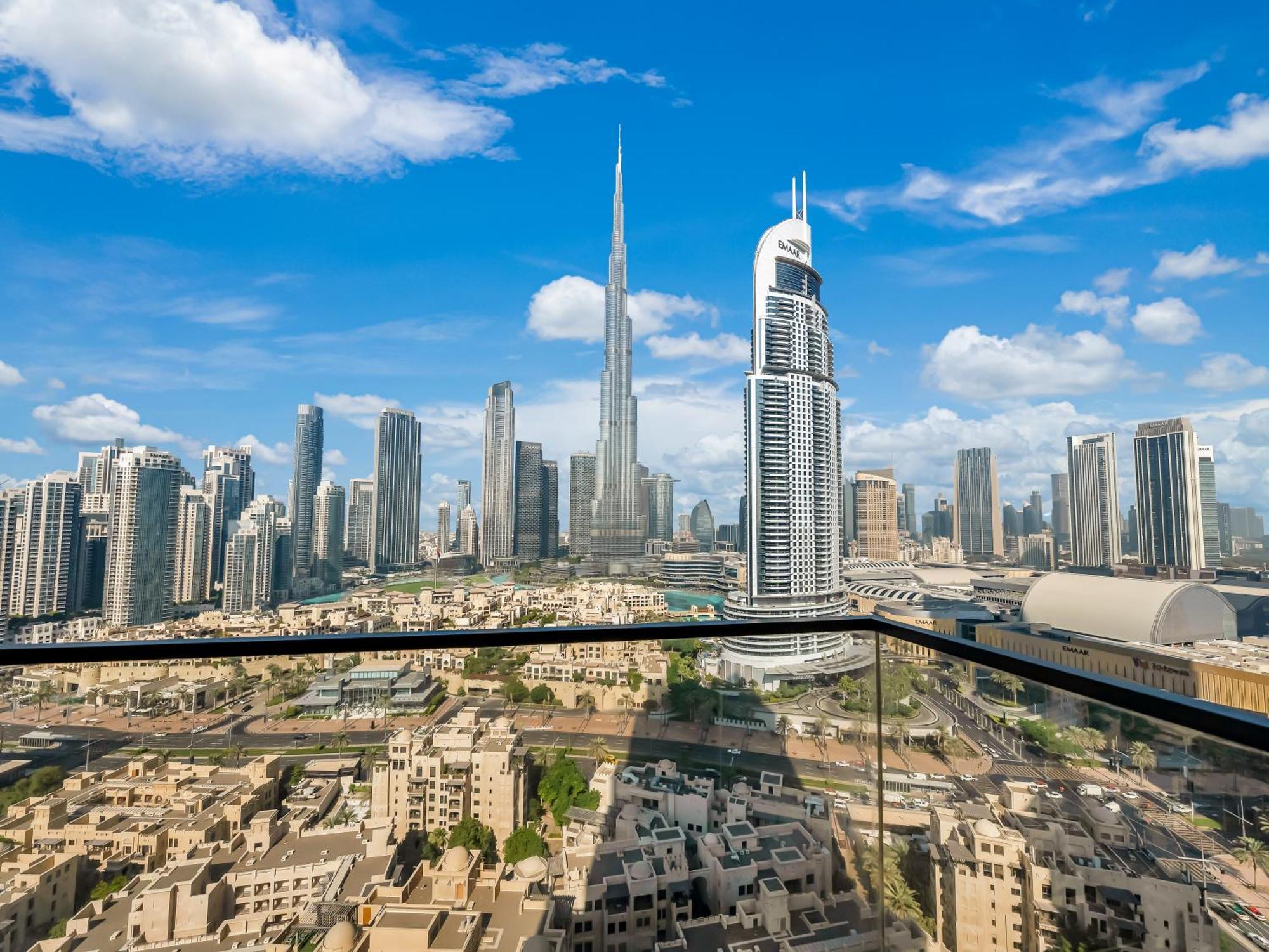 Smartstay At Burj Royale - Full Burj Khalifa View - Brand New Luxury Apartments Dubai Bagian luar foto